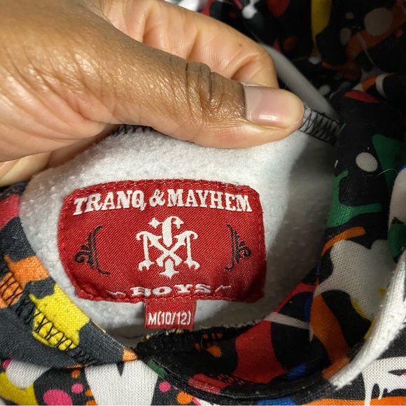 Fresh Prince of Belair Youth Boy's Graffiti Crown Hoodie Sweater - Picture 5 of 9